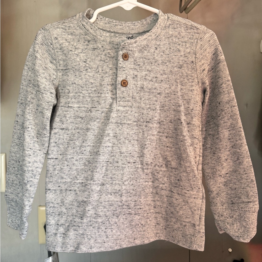Boys 3T long sleeve shirt $5